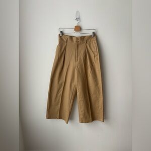 GU Wide Leg Cropped Pants Tan High Waist Pleated Minimalist Large